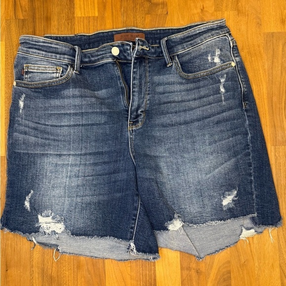 Judy Blue Pants - Judy Blue 1XL Distressed Jean Shorts – Raw Hem, Stretchy & Flattering!